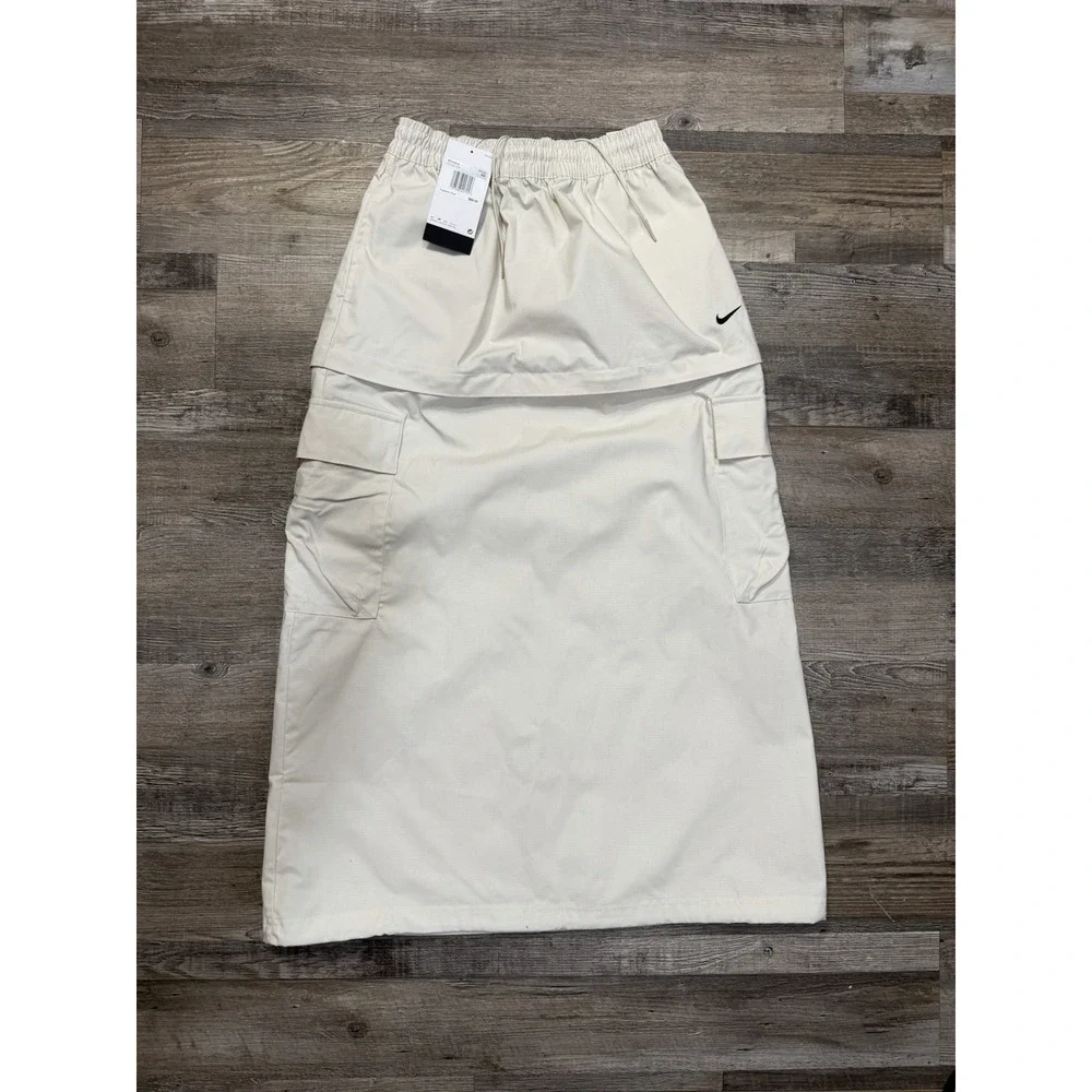 Nike Sportswear Essential Women's Mid-Rise Woven Cargo Convertible Midi Skirt XS